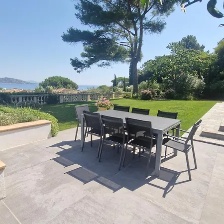8 Pièces Avec Piscine Privée Et Vue à - Fr-1-780-11 Villa *